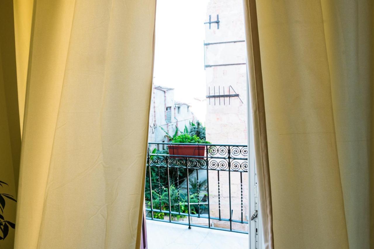 Ausa Suites Palermo Buitenkant foto