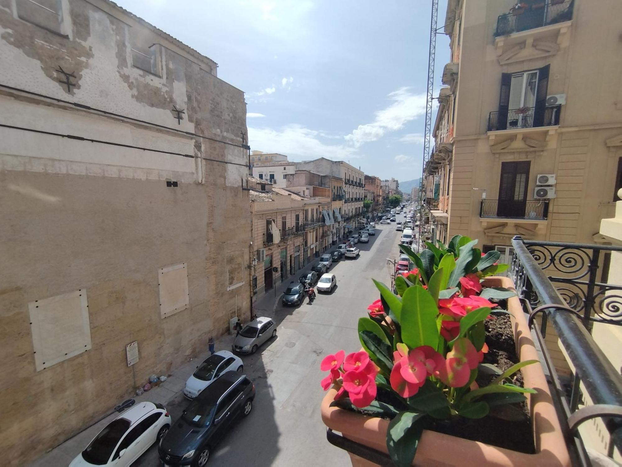 Ausa Suites Palermo Buitenkant foto
